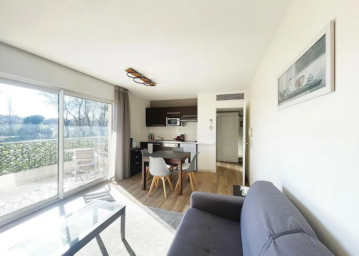 Studio 314 - Les Suites De Robinson - Residence Avec Piscine En Bord De Siagne, A Mandelieu-La-Napoule